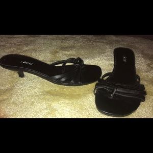 Black Low Heeled Sandals